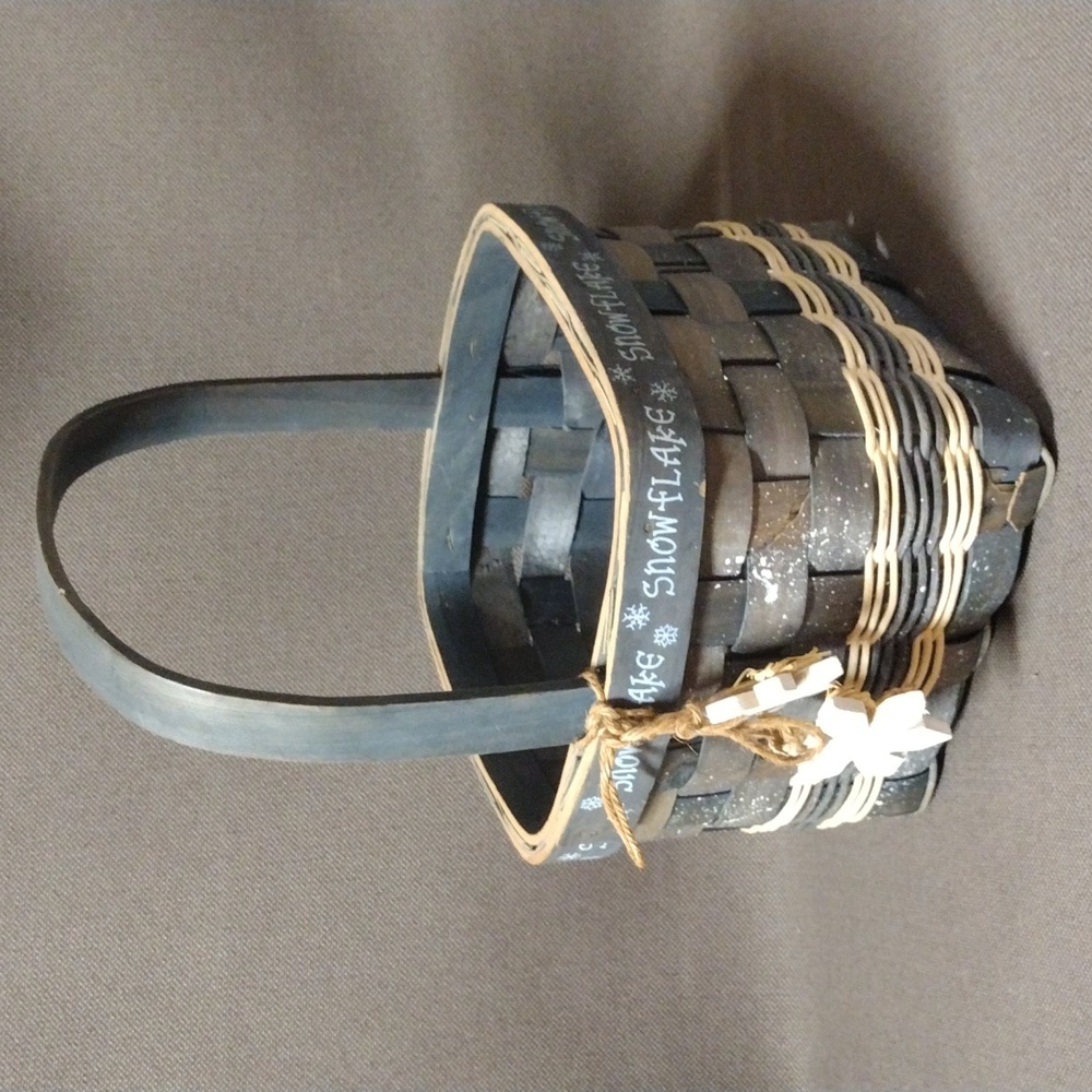 Woven "Snowflake" Basket